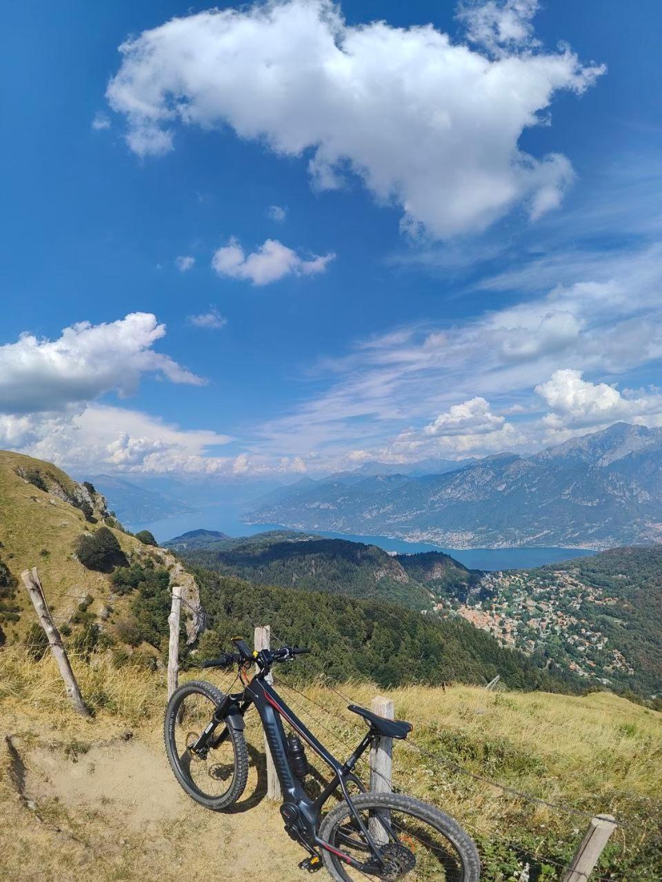 B&Bike Como Lake Castelmarte ภายนอก รูปภาพ